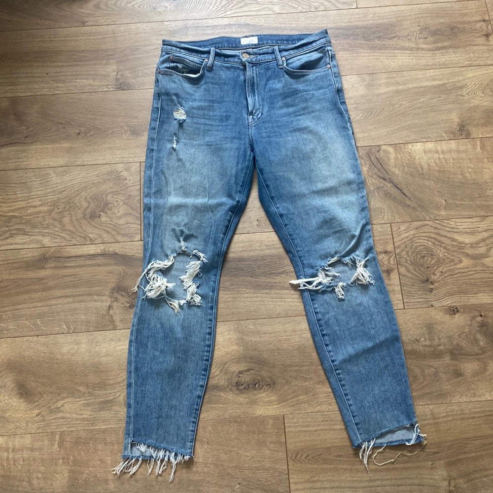 Mother distressed denim jeans size 29